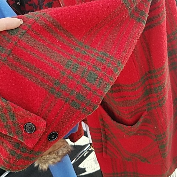 Wool blend hooded coat. - Picture 3 of 6